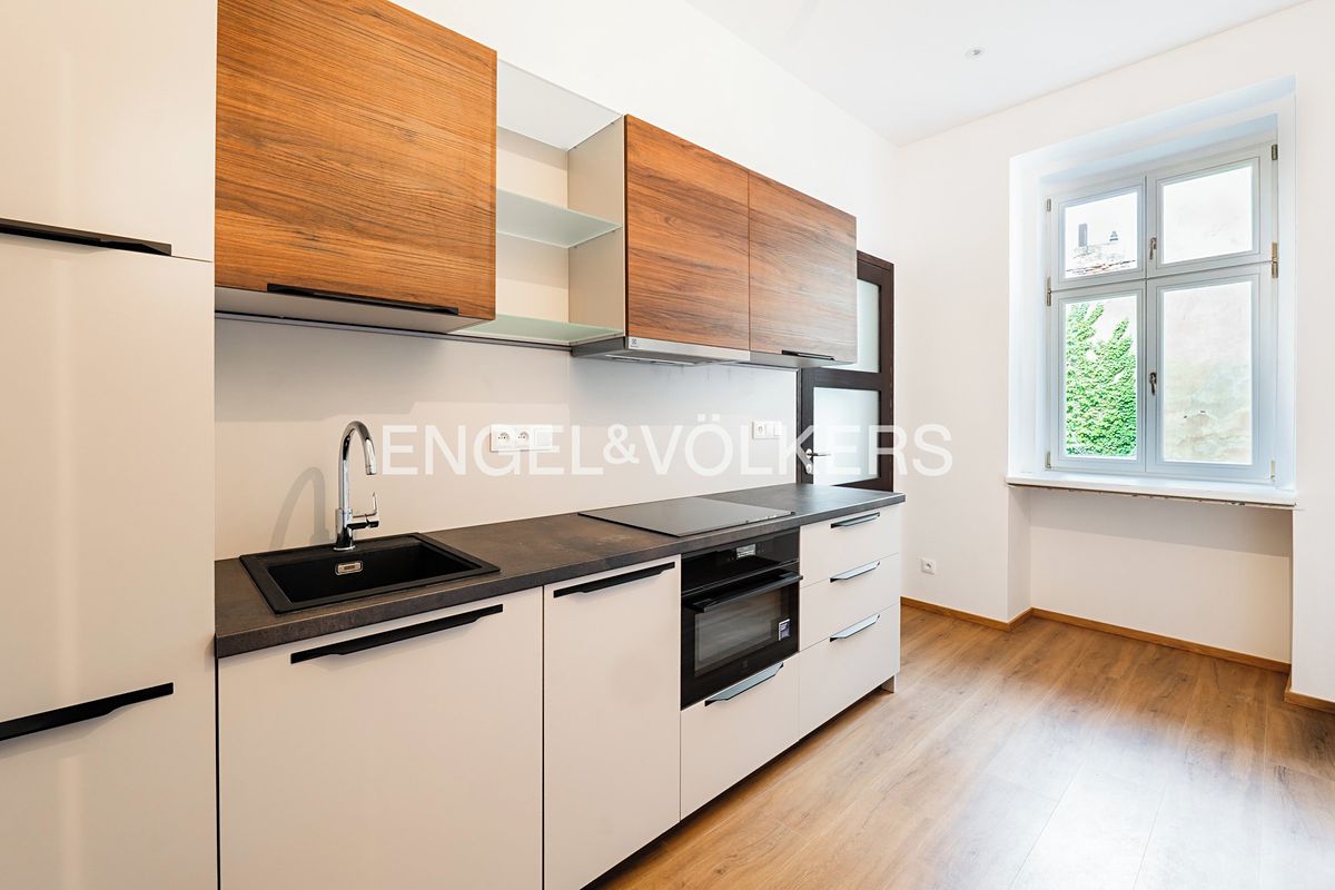 Pronájem bytu 1+1 35 m²