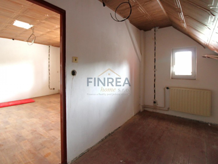 Будинок на продаж, 350 м² (4 з 40)