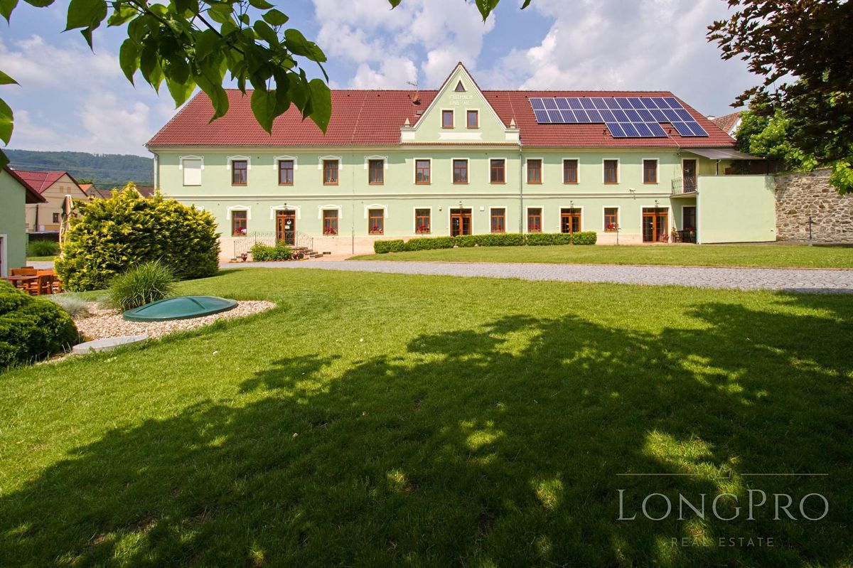 Prodej činžovního domu 995 m² – fotografie 4