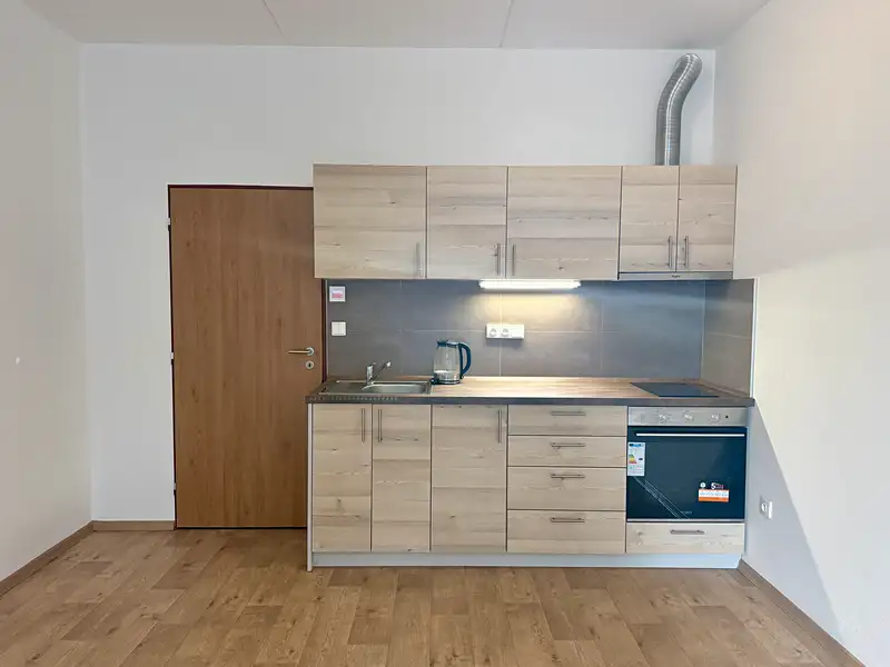 Pronájem bytu 1+kk 32 m², Třešť – náhled fotky 2