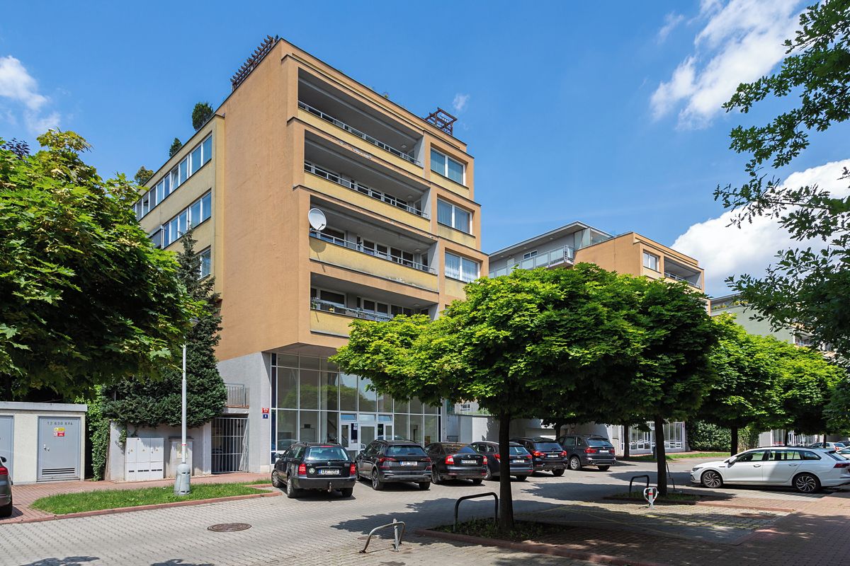 Pronájem bytu 2+kk 50 m²