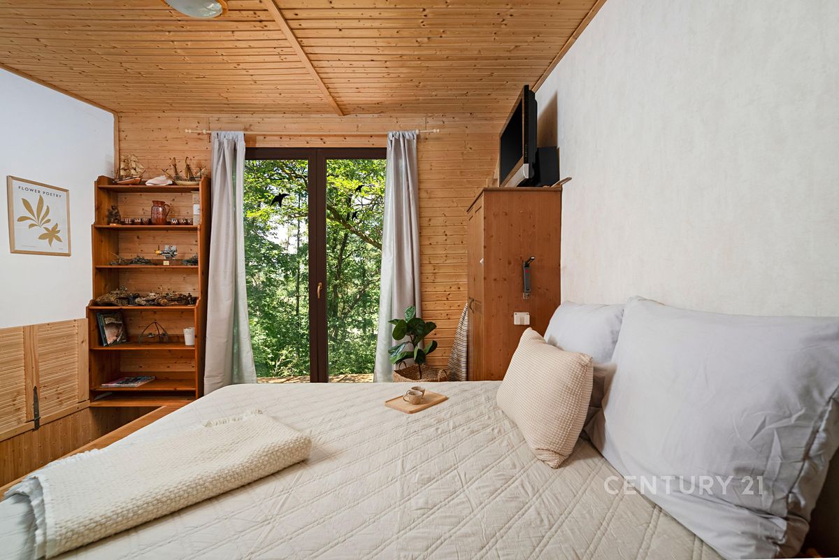 Prodej chaty 26 m², pozemek 1 m² – fotografie 4
