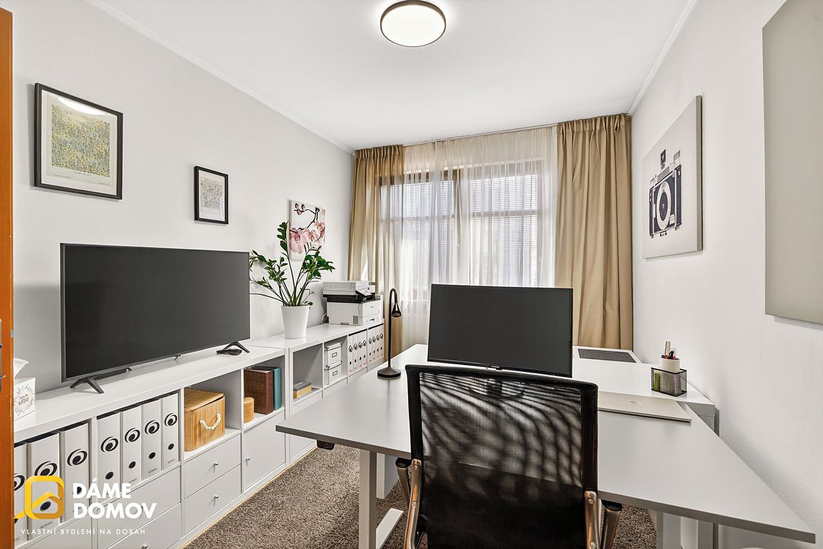 Prodej rodinného domu 135 m², pozemek 155 m² – fotografie 2