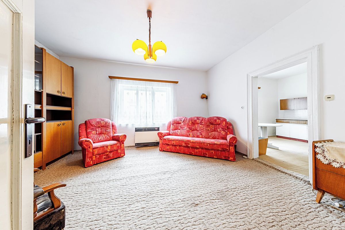 Prodej rodinného domu 240 m², pozemek 623 m² – fotografie 4