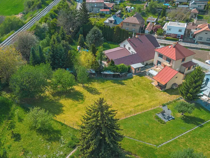 Prodej stavebního pozemku 1085 m², Úhřetice – náhled fotky 3