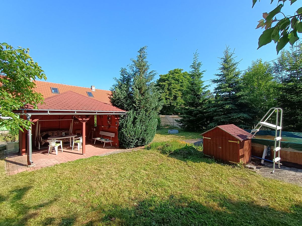 Prodej rodinného domu 68 m², pozemek 2684 m² – fotografie 2