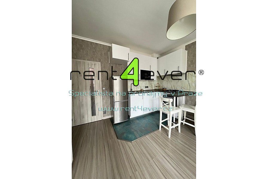 Pronájem bytu 2+kk 40 m²