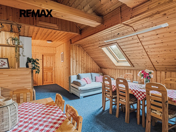 Prodej komerčního prostoru, 264 m² (3 z 17)