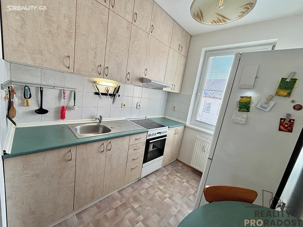 Pronájem bytu 1+1 32 m² – další
