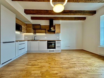 Pronájem bytu 3+kk 72 m²