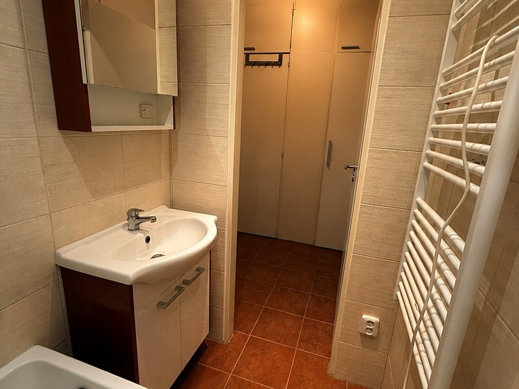 Prodej bytu 1+kk, 31 m² (6 z 17)