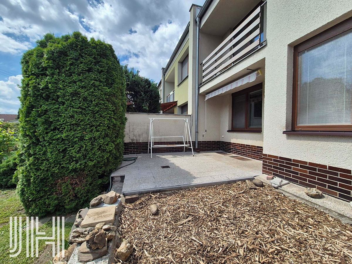 Prodej rodinného domu 163 m², pozemek 260 m² – fotografie 3