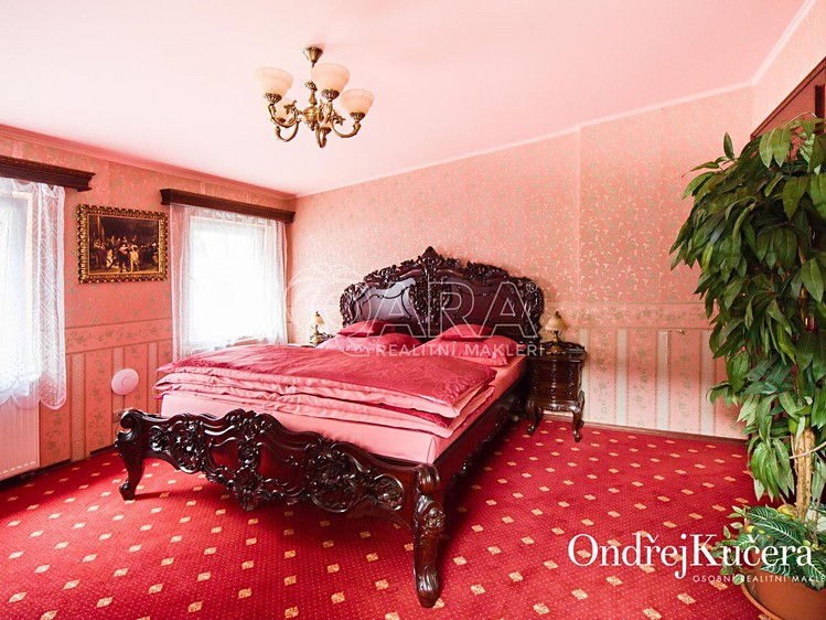 Prodej komerčního prostoru, 832 m² (26 z 60)