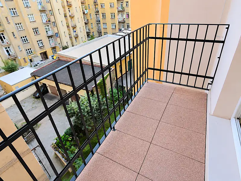 Prodej bytu 1+1 32 m², Praha – náhled fotky 1