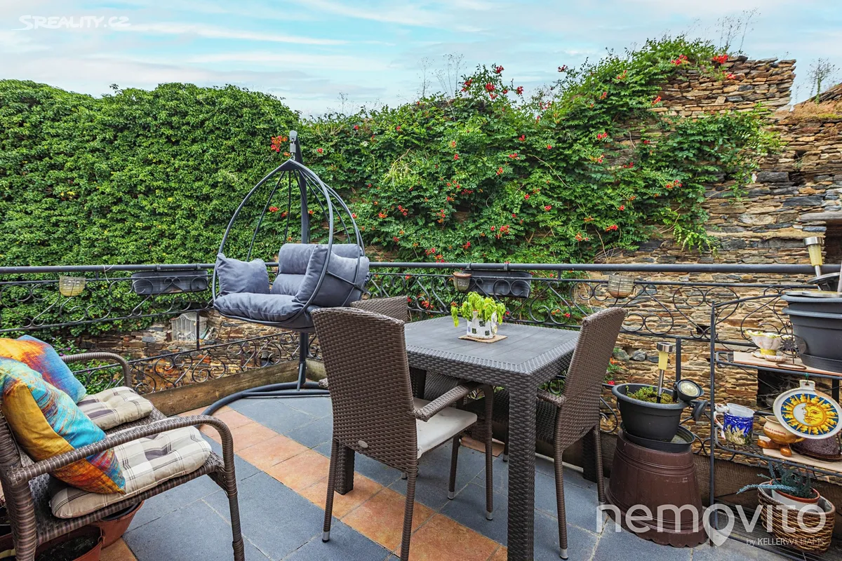 Prodej rodinného domu 151 m², pozemek 296 m² – pohled 4