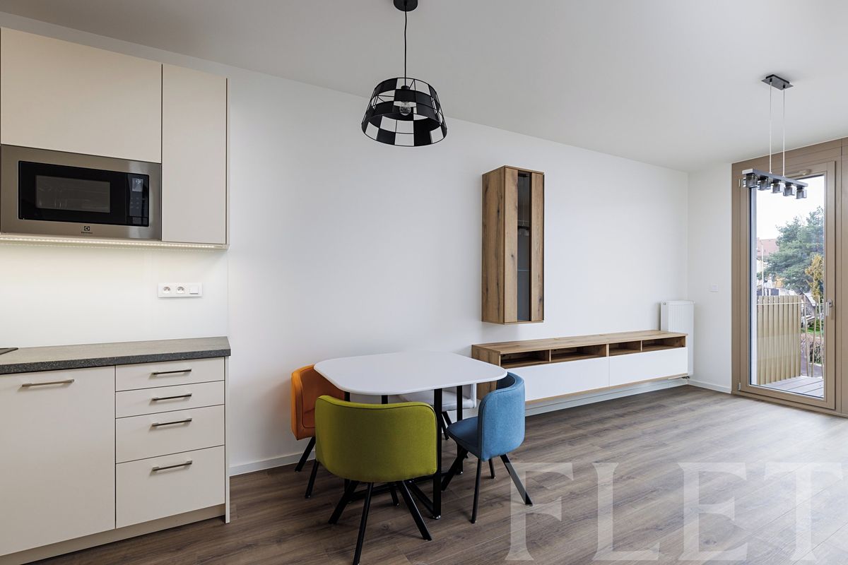 Pronájem bytu 2+kk 48 m²