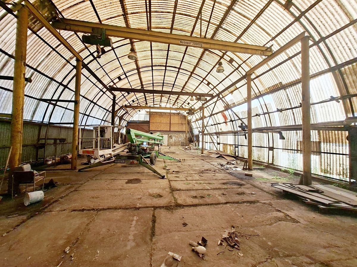 Prodej obchodního prostoru 360 m² – fotografie 3