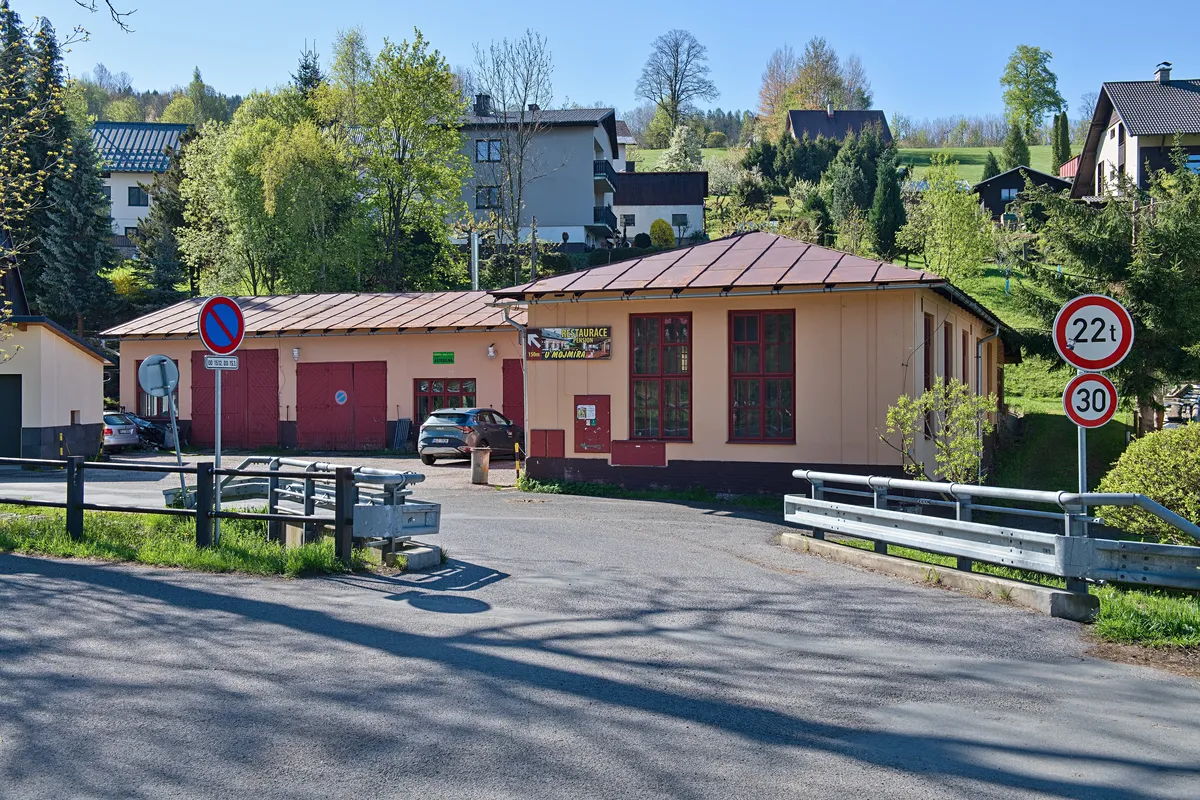 Prodej komerční nemovitosti 422 m²