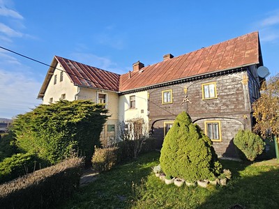Prodej  rodinného domu 350 m², pozemek 2 537 m²