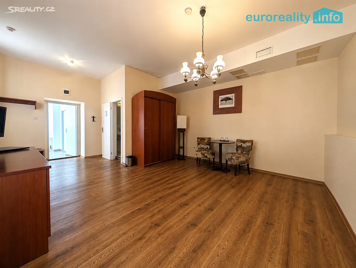 Pronájem obchodního prostoru 30 m², Plzeň