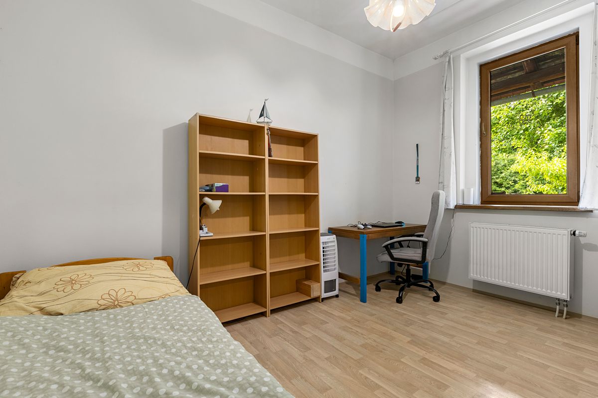 Prodej rodinného domu 143 m², pozemek 1619 m² – fotografie 5