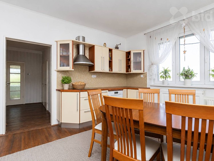 Комерційне приміщення на продаж, 250 м² (14 з 27)