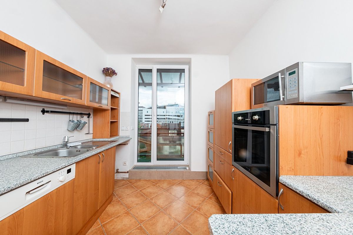 Prodej bytu 2+1 76 m² – fotografie 3