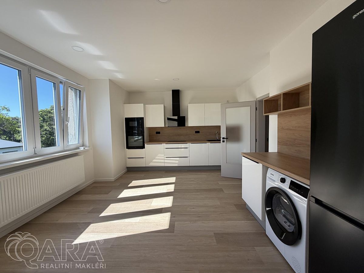Pronájem bytu 2+1 80 m²