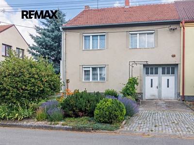 Prodej  rodinného domu 180 m², pozemek 230 m²