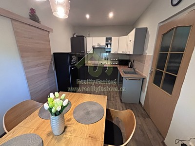 Prodej  rodinného domu 100 m², pozemek 195 m²