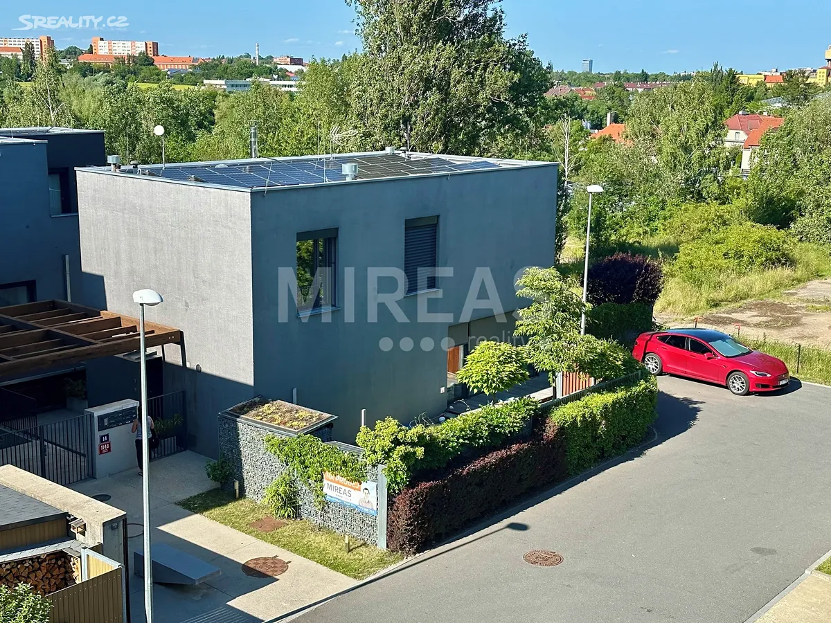 Prodej rodinného domu 120 m², pozemek 208 m²