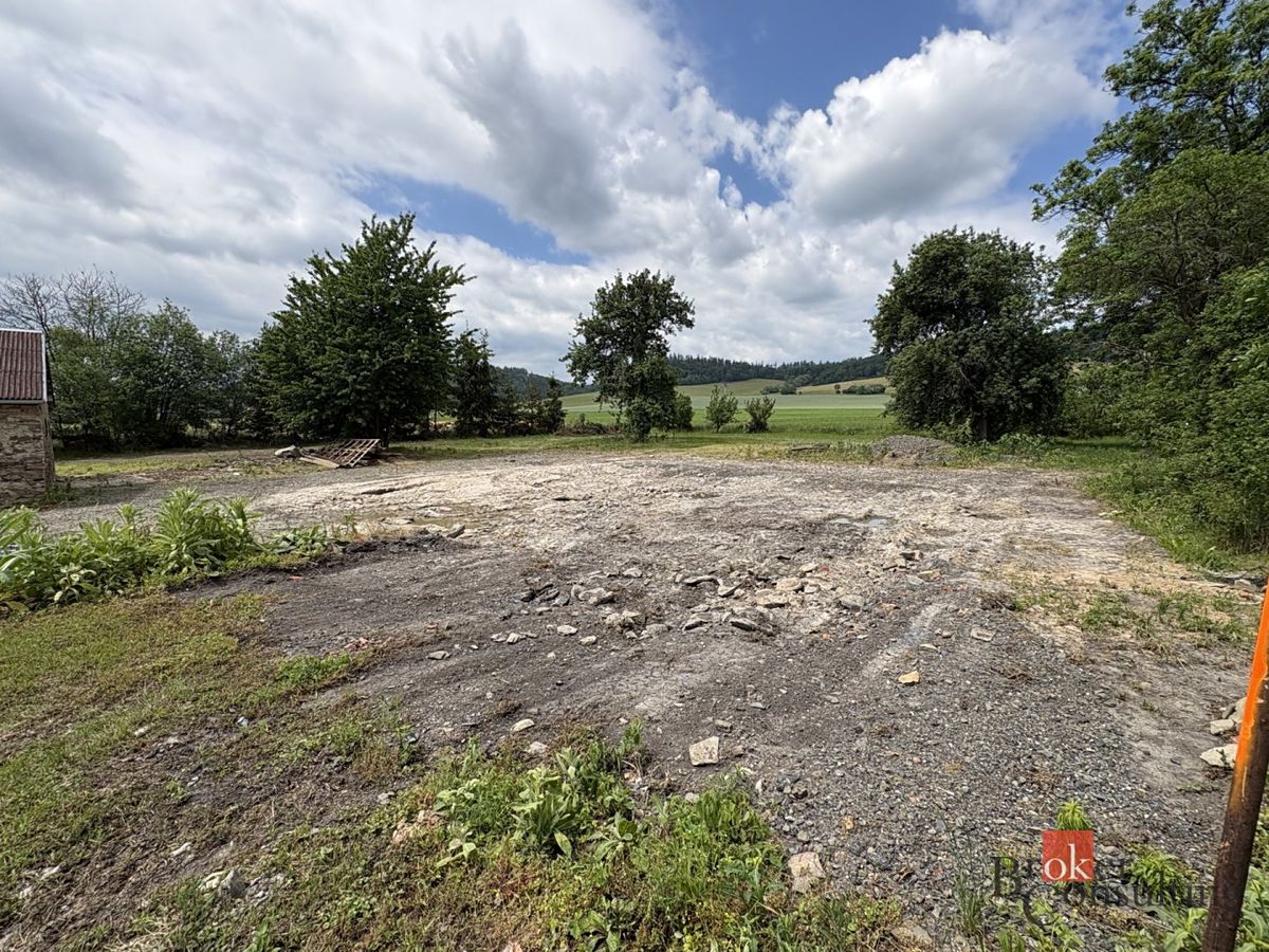 Prodej stavebního pozemku 1623 m² – fotografie 3