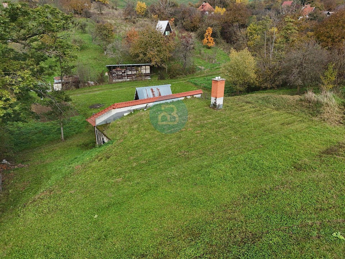 Prodej chaty 80 m², pozemek 862 m² – fotografie 2