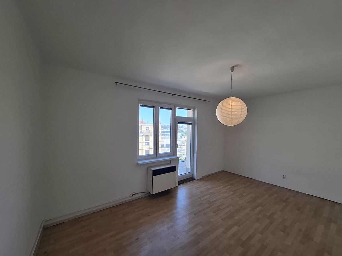 Pronájem bytu 1+kk 25 m² – fotografie 2
