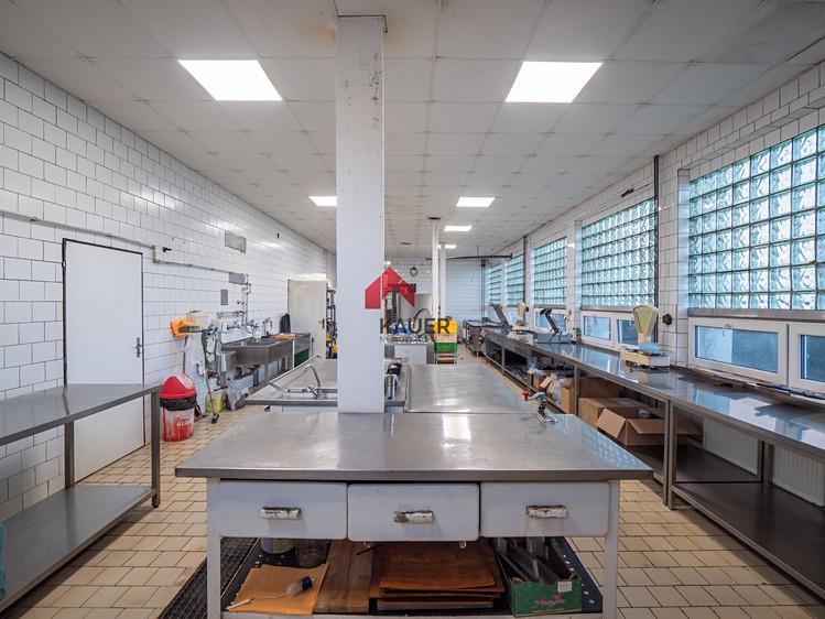 Комерційне приміщення на продаж, 654 м² (12 з 63)