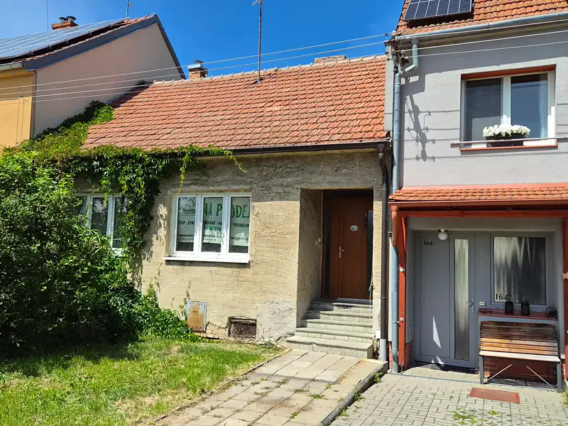 Prodej rodinného domu 350 m², pozemek 784 m², Slavkov u Brna – náhled fotky 1