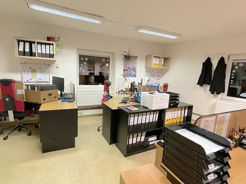 Pronájem kanceláře 26 m², Jirny – náhled fotky 2