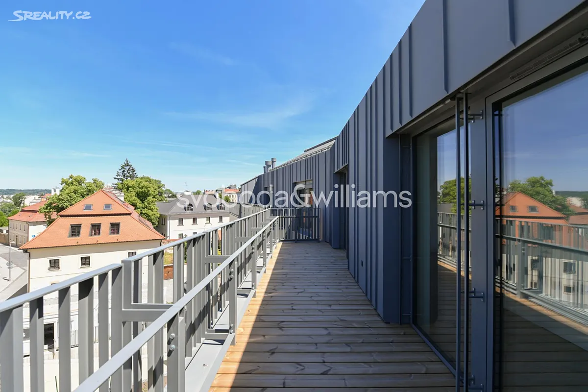Prodej bytu 1+kk 64 m² – pohled 4