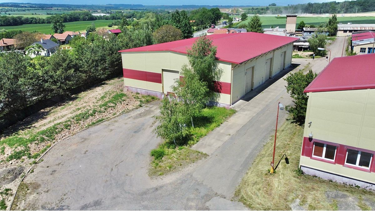 Prodej výrobní haly, prostoru 983 m² – fotografie 4