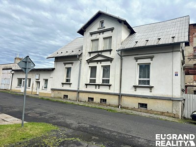 Pronájem výrobní haly, prostoru 2 400 m²