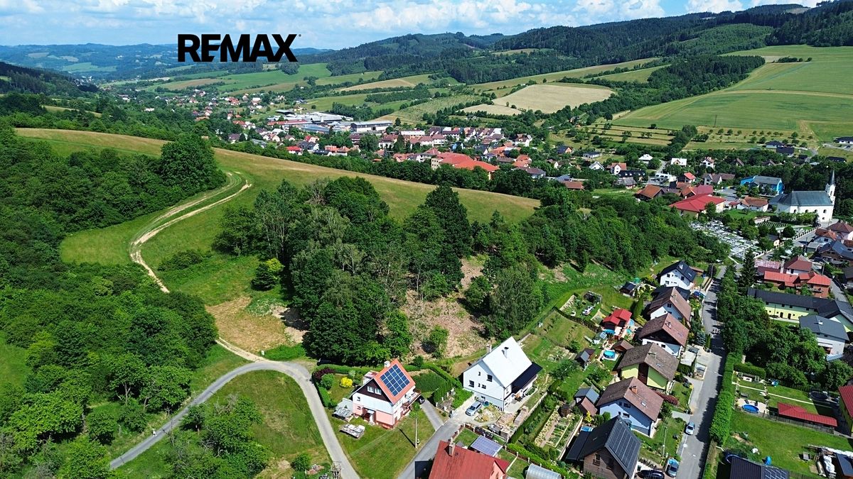 Prodej stavebního pozemku 1781 m² – fotografie 3