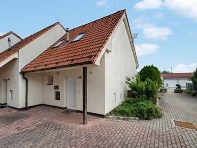 Pronájem  rodinného domu 73 m², pozemek 114 m²