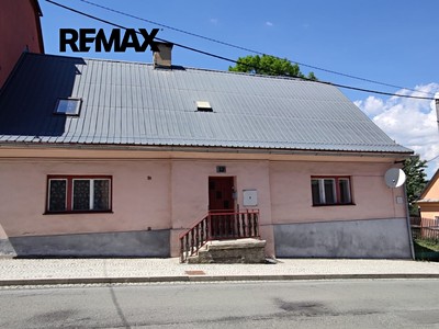 Prodej  rodinného domu 220 m², pozemek 726 m²