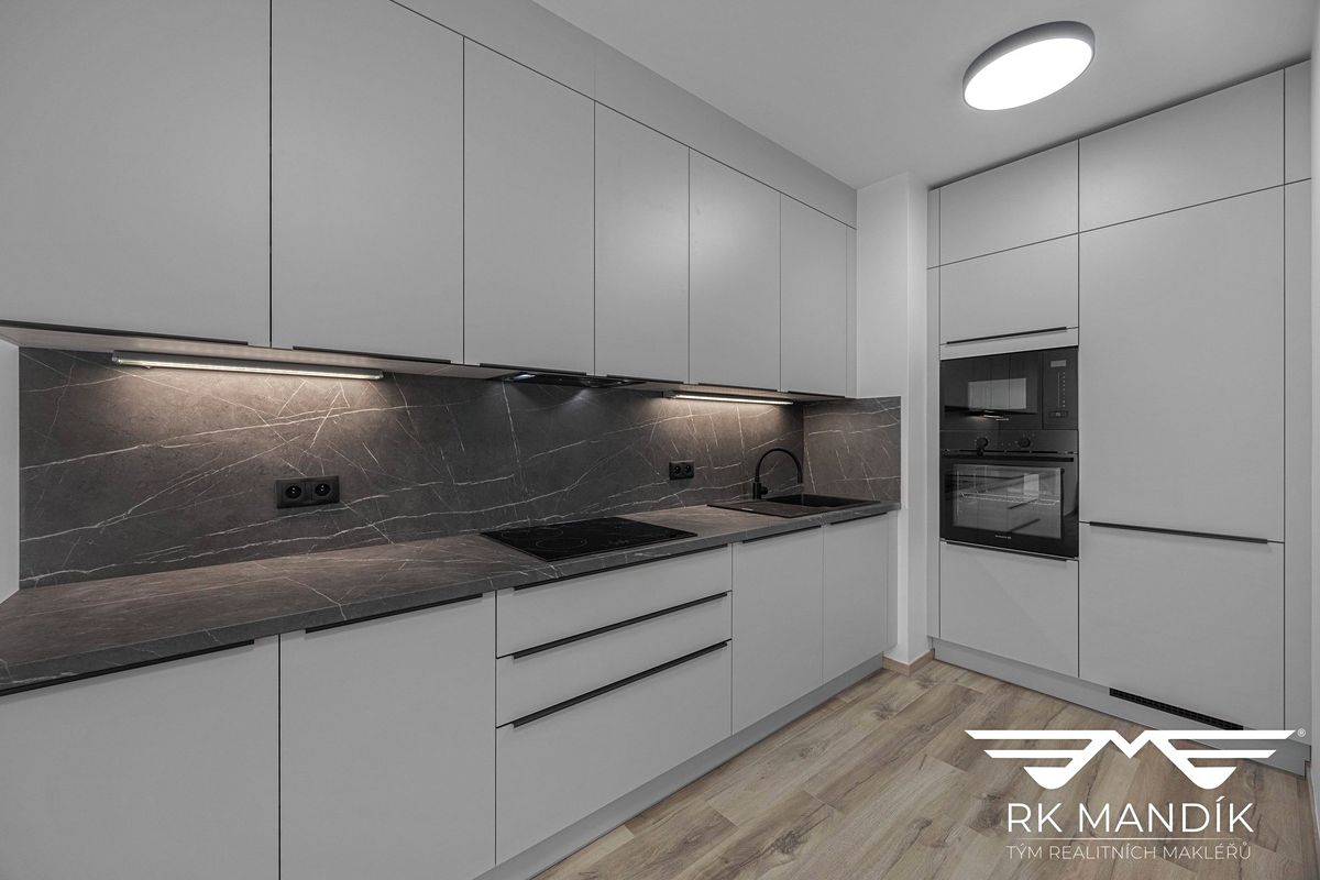 Pronájem bytu 2+kk 52 m²