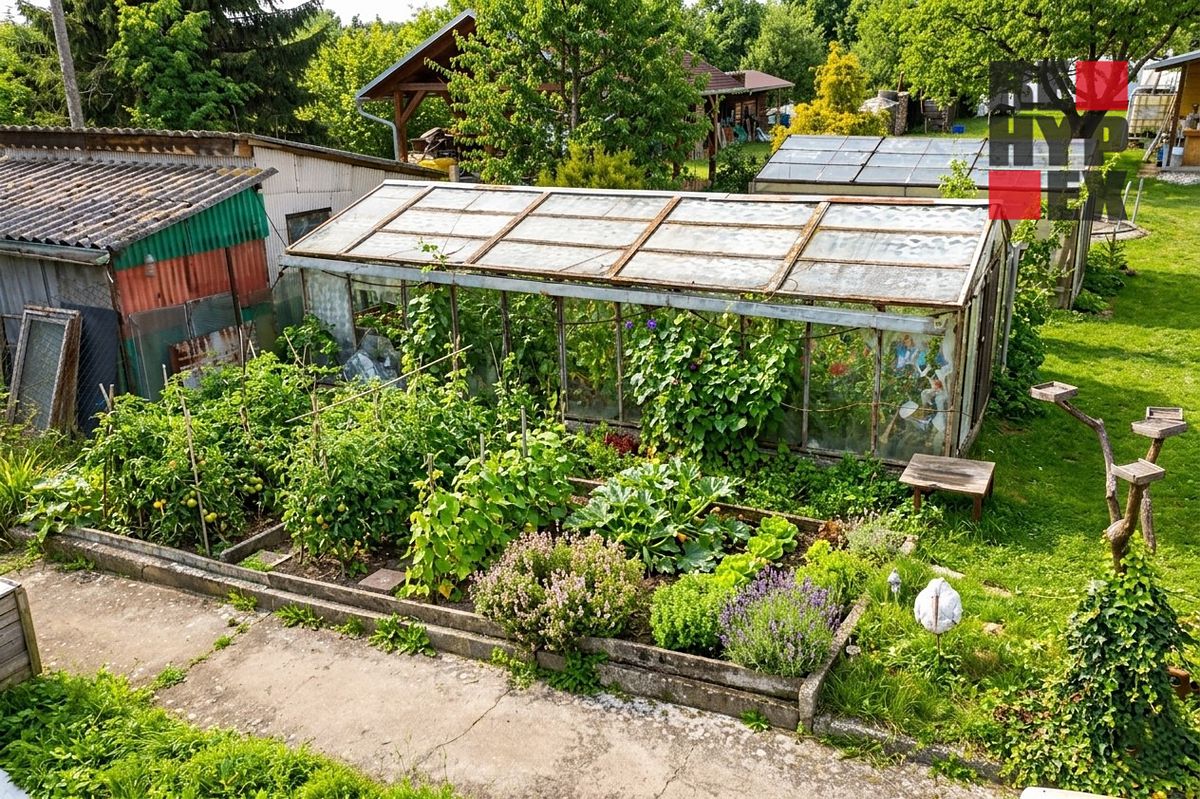 Prodej vícegeneračního domu 360 m², pozemek 800 m² – fotografie 4