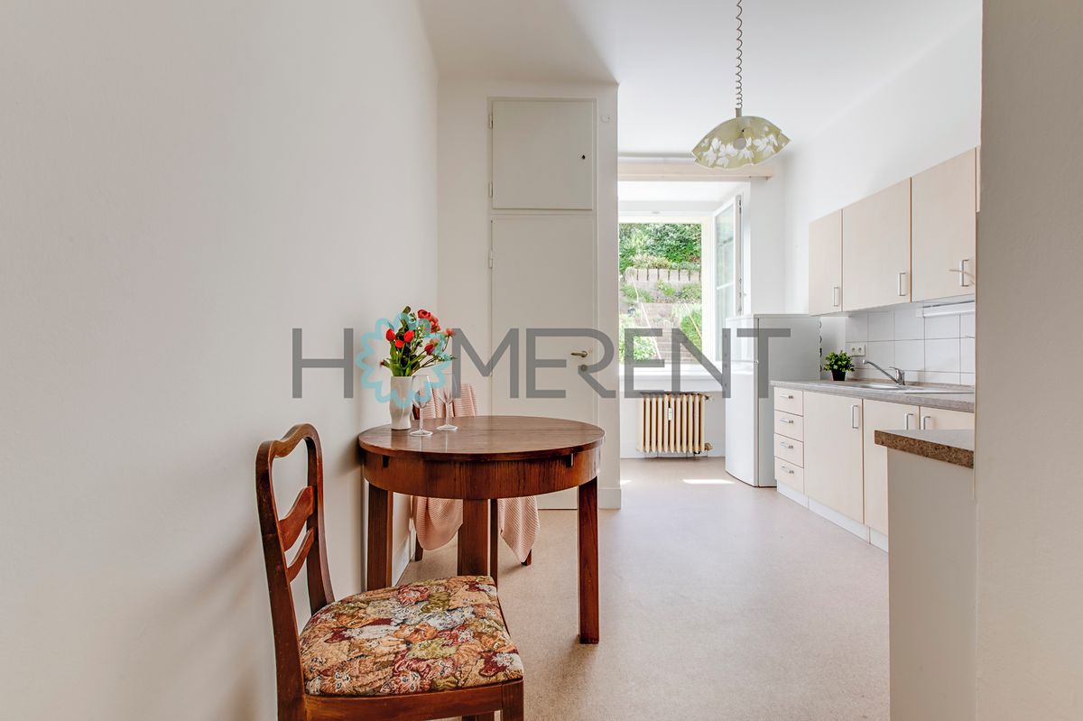 Pronájem bytu 1+1 43 m²