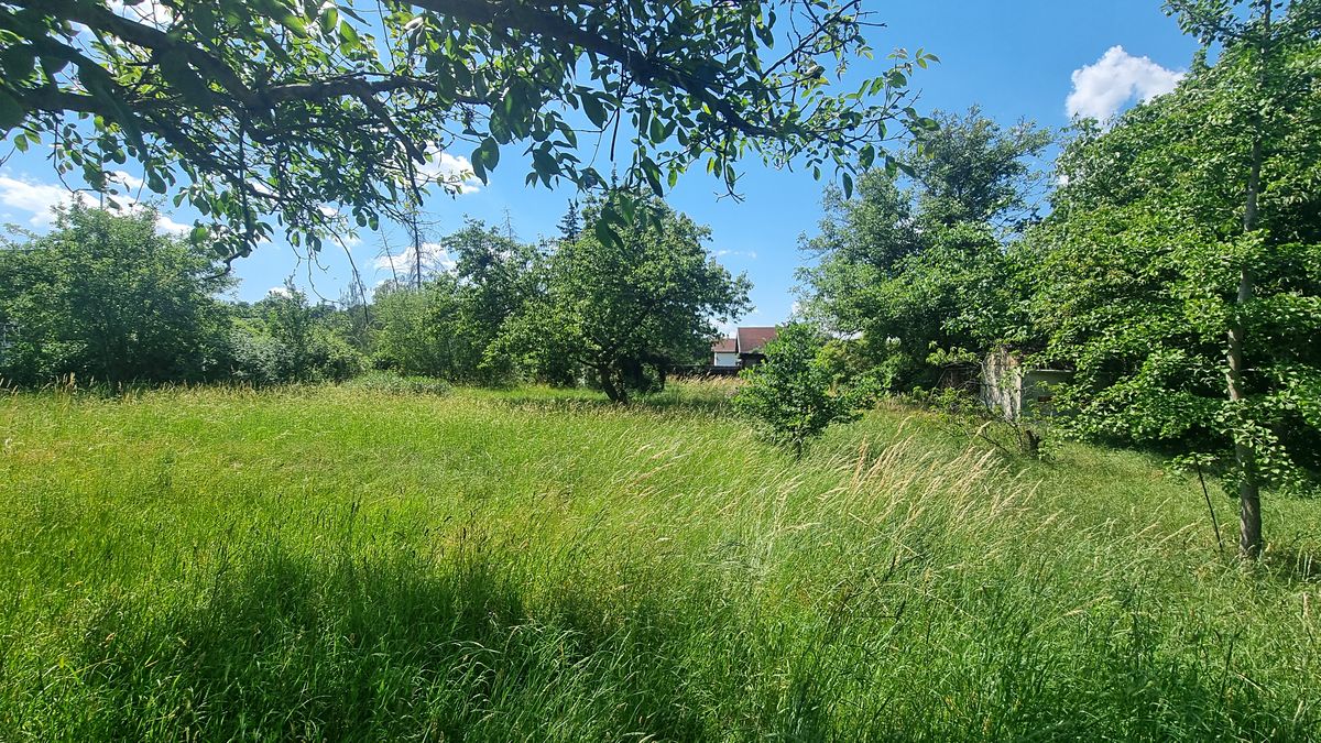 Prodej stavebního pozemku 2121 m²