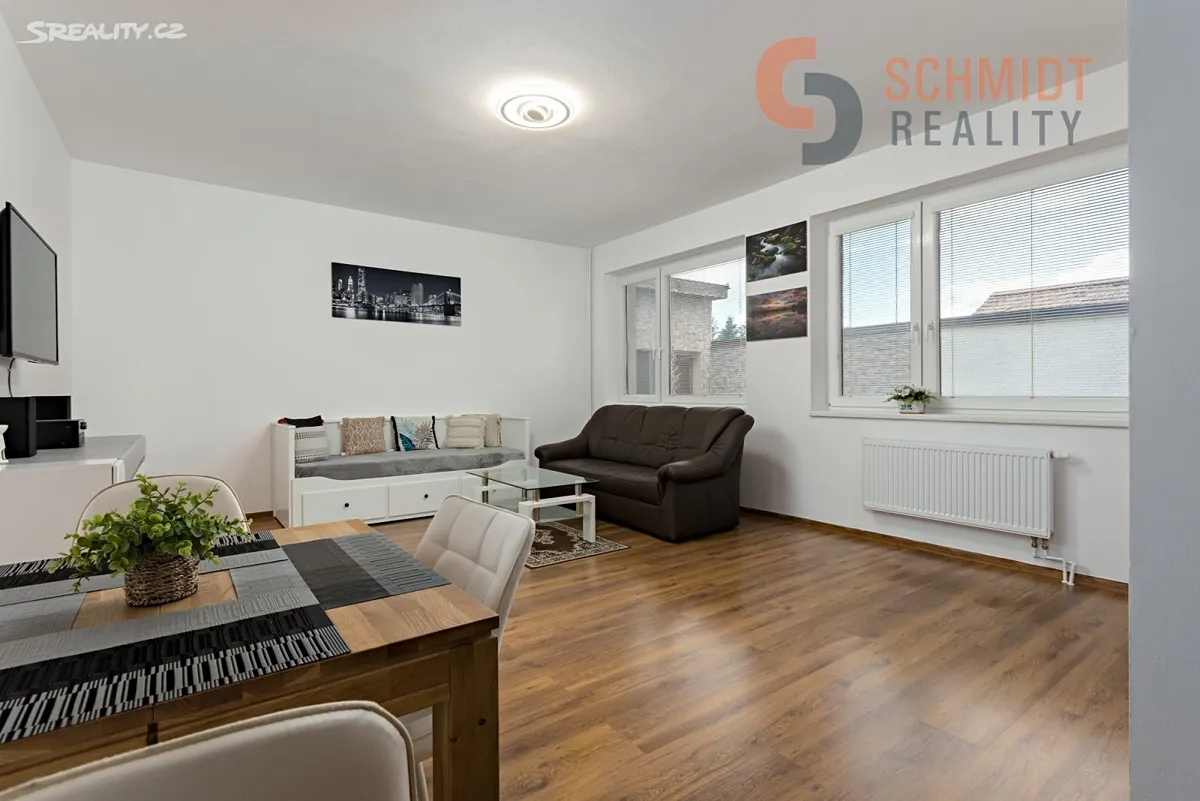 Prodej vícegeneračního domu 210 m², pozemek 503 m² – pohled 3