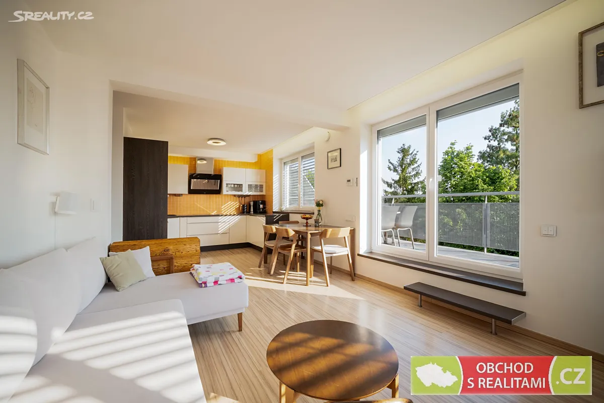 Prodej bytu 2+kk 73 m² – pohled 4