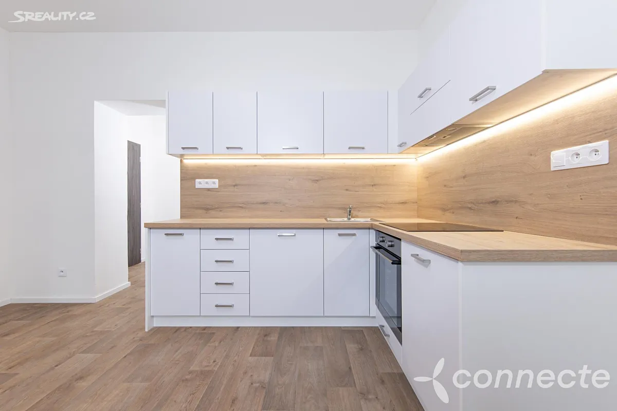 Pronájem bytu 2+kk 37 m², Přerov